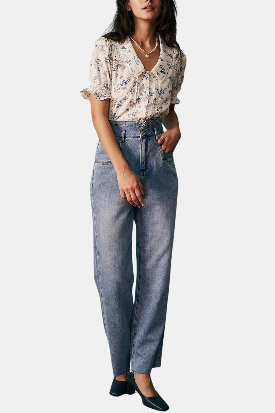 Alyna – Lace Spliced Pleated Floral Shirt in White