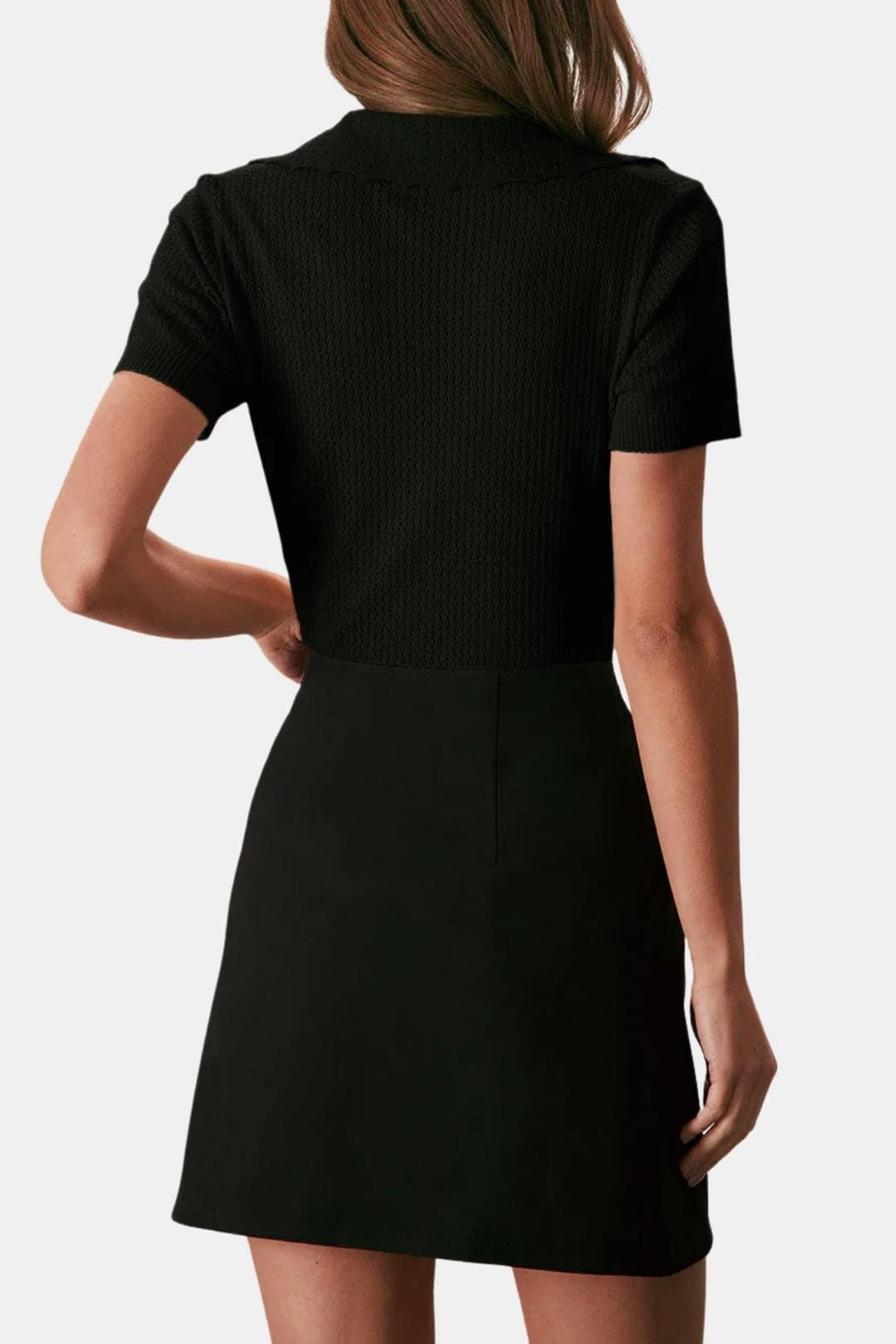 Kleio – V Neck Button Pointelle Knit Tee